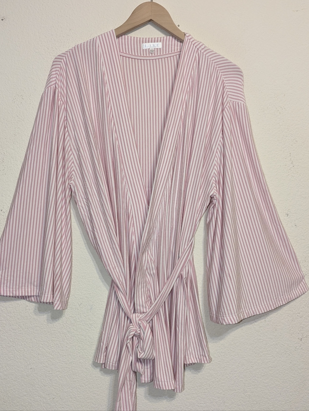LAKE Women's Pink and White Striped Modal-Blend Robe Size Large Leisure